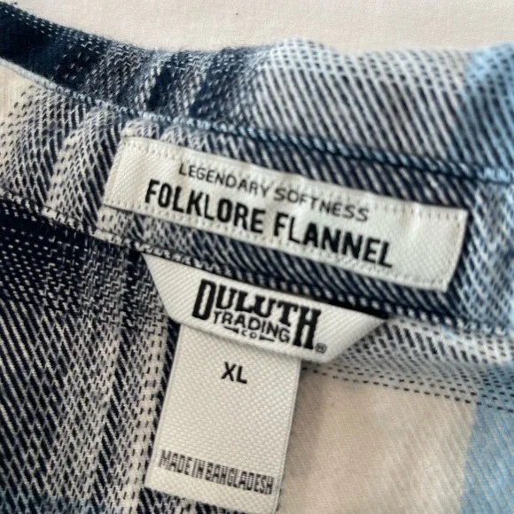 Woman’s Duluth Trading Co Folklore Blue Plaid Flannel Shirt - Picture 5 of 5